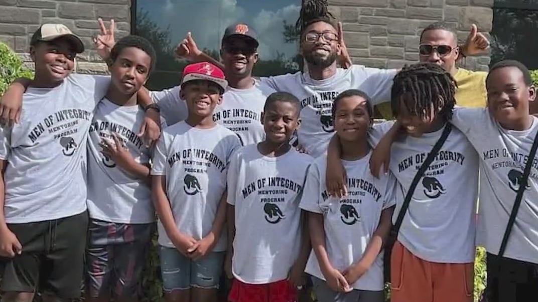 Central Florida mentorship programs help keep kids off streets